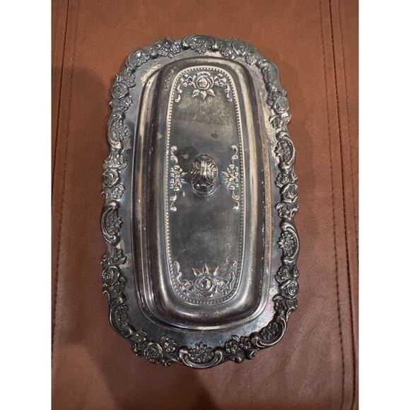 Oneida USA Silverplate Ornate Rose Pattern Covered Butter Dish Vintage 2-Piece - Picture 2 of 6